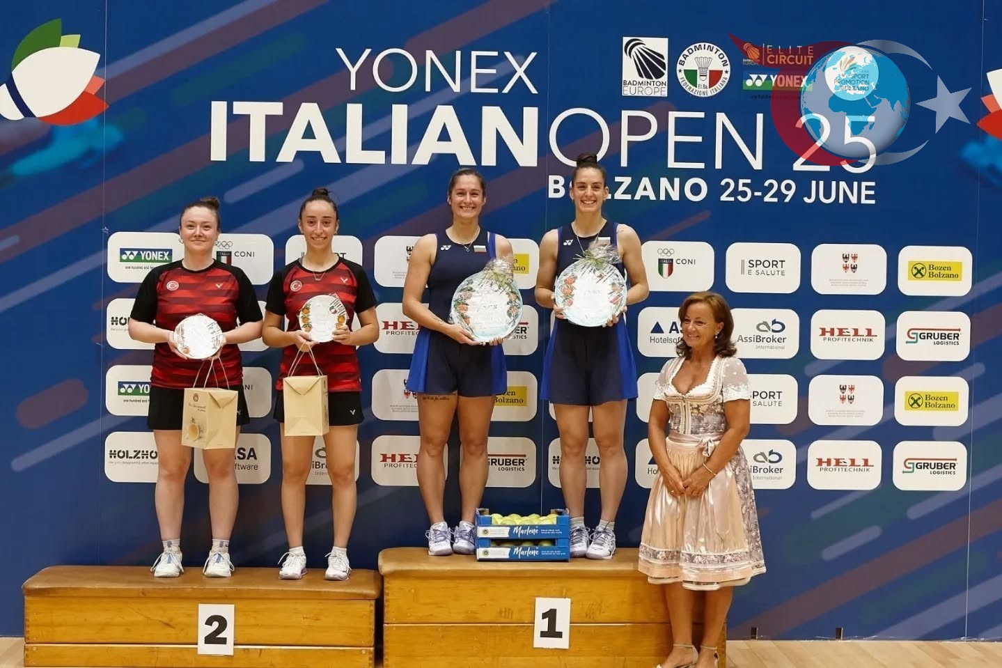 Erzincanlı Badmintoncular İtalya'dan Gümüş Madalya ile Döndü!