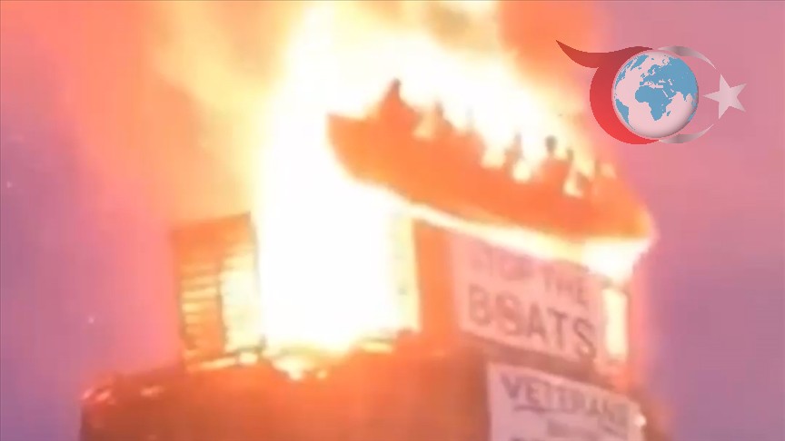 Kuzey İrlanda'daki Tartışmalı Kutlamalar: Göçmen Botunu Ateşe Verdiler