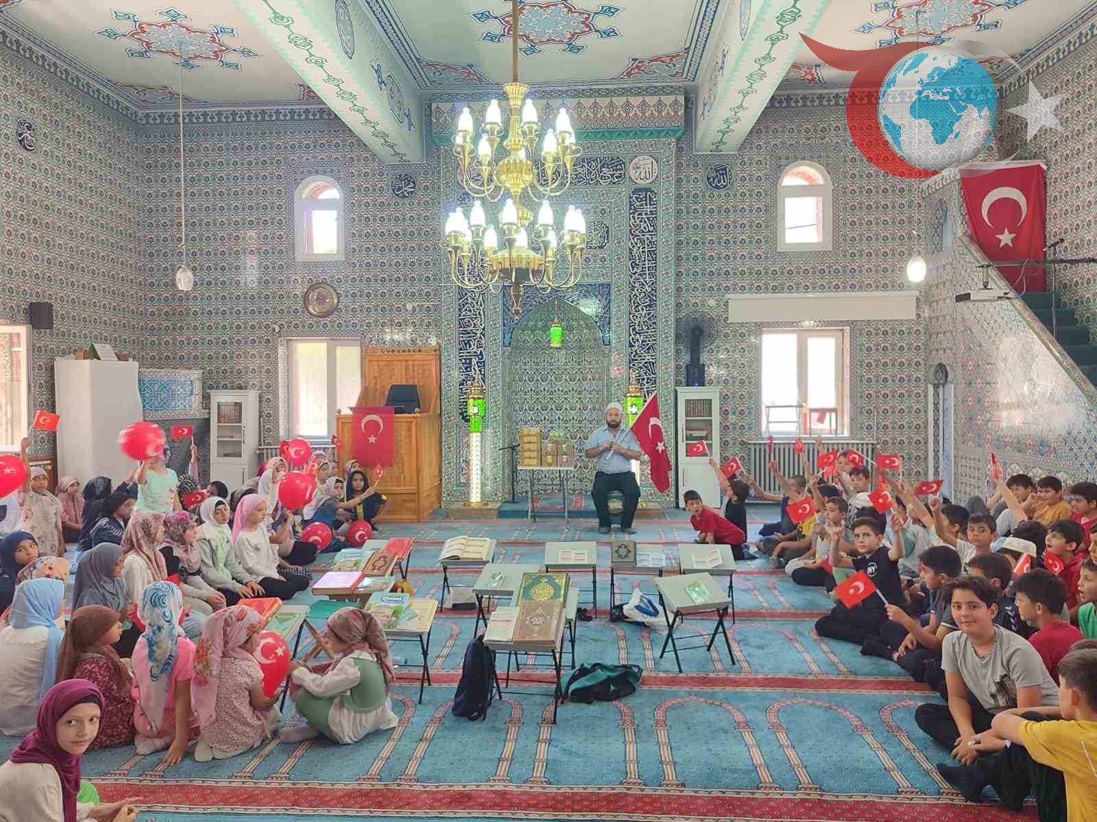 Eskişehir'de Çocuklar 15 Temmuz Kahramanları İçin Bir Araya Geldi