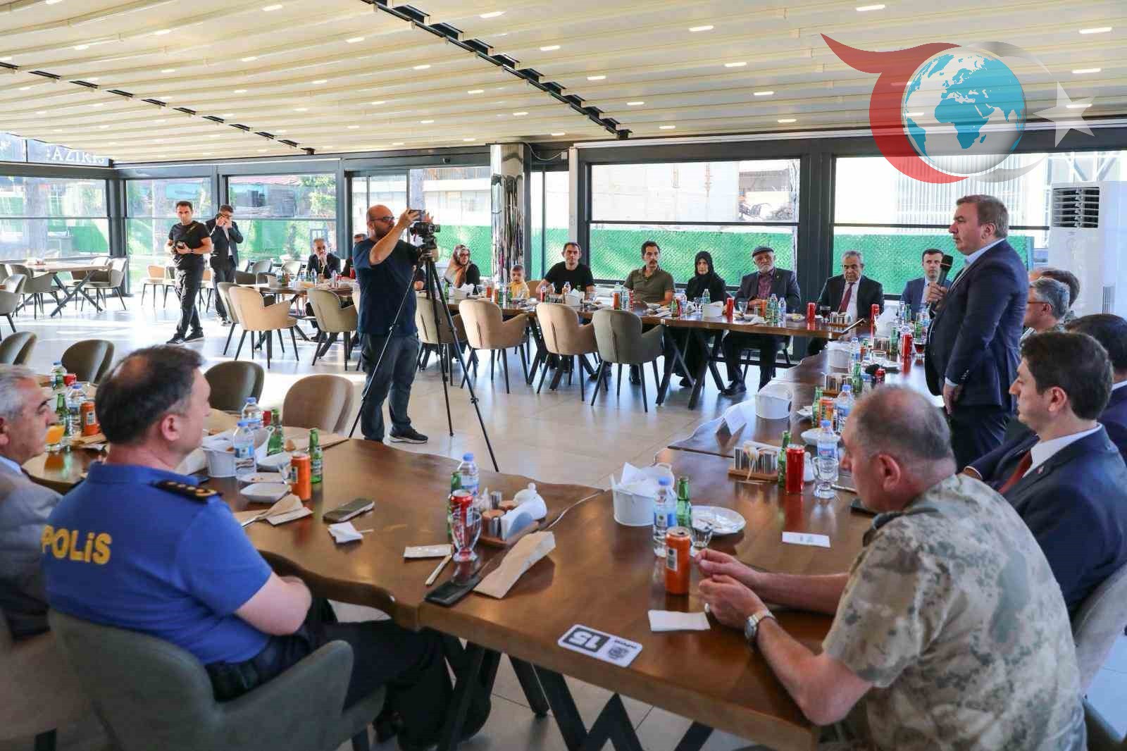 Erzincan Valisi Aydoğdu'dan 15 Temmuz Şehit ve Gazilerine Anlamlı Buluşma