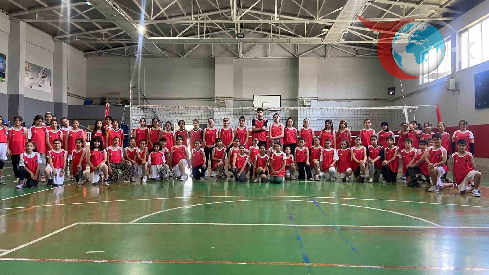 Van'da Voleybol Heyecanı: Genç Yetenekler Sahaya Çıkıyor