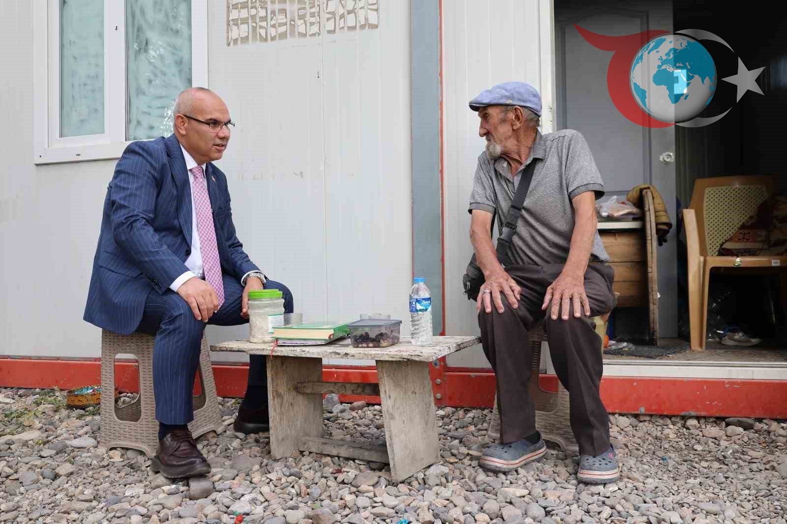 Bir Ömür Boyunca Sadakatle Bekleyen Aşık: Orhan Turan