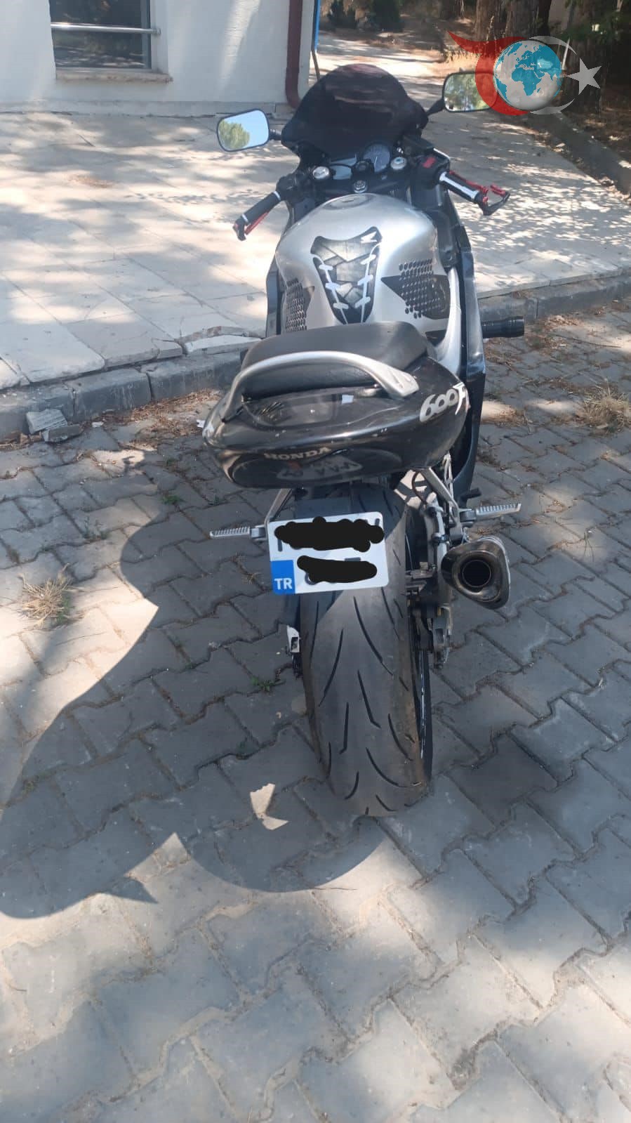 Osmaneli'de Motosiklet Denetimleri: Abartı Egzoz ve Mevzuata Aykırı Plakaya Geçit Yok