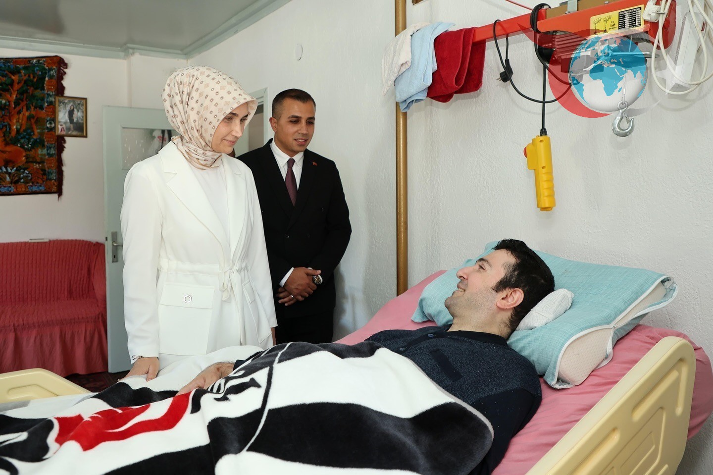 Vali'den Duygu Dolu Ziyaret: Yatağa Bağımlı Taraftara Beşiktaş Forması Sürprizi