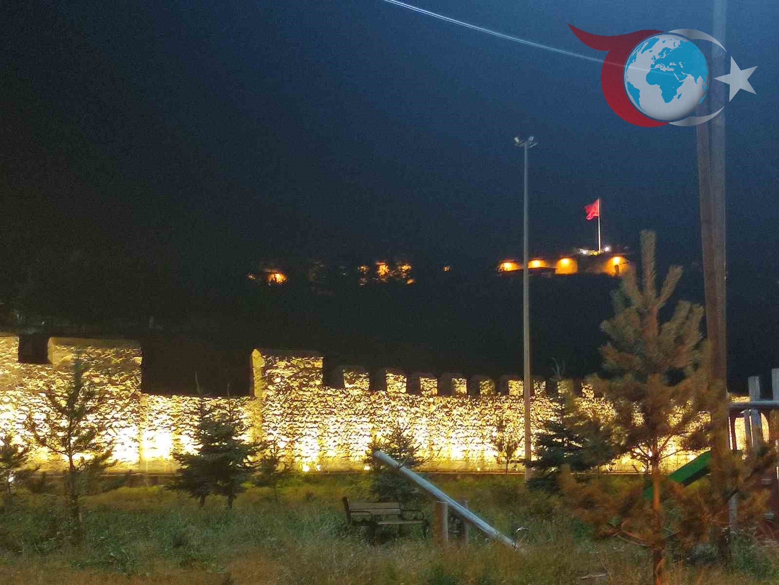Ardahan Kalesi’nin Işıklandırılması Tarihi Yapıya Yeni Bir Soluk Getirdi