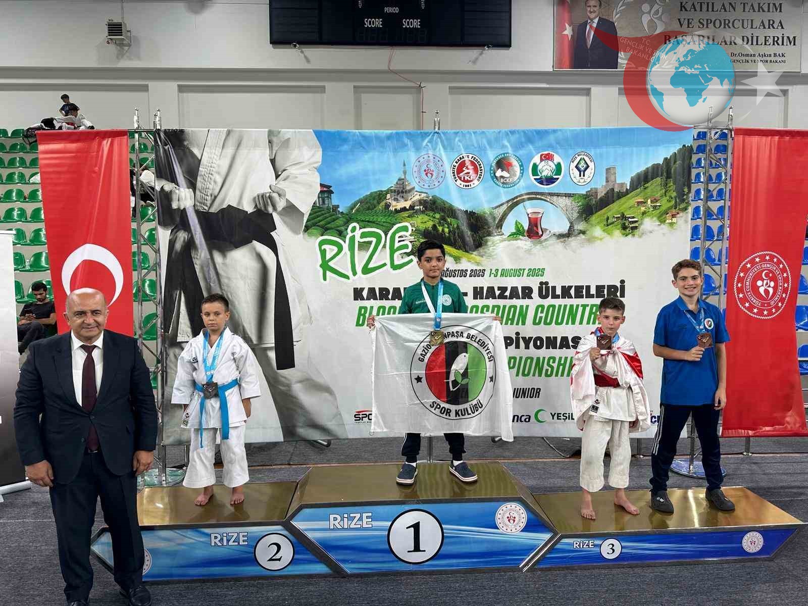 Gaziosmanpaşa Belediyesi Karate Takımı Rize'de Madalya Yağmuruna Tutuldu