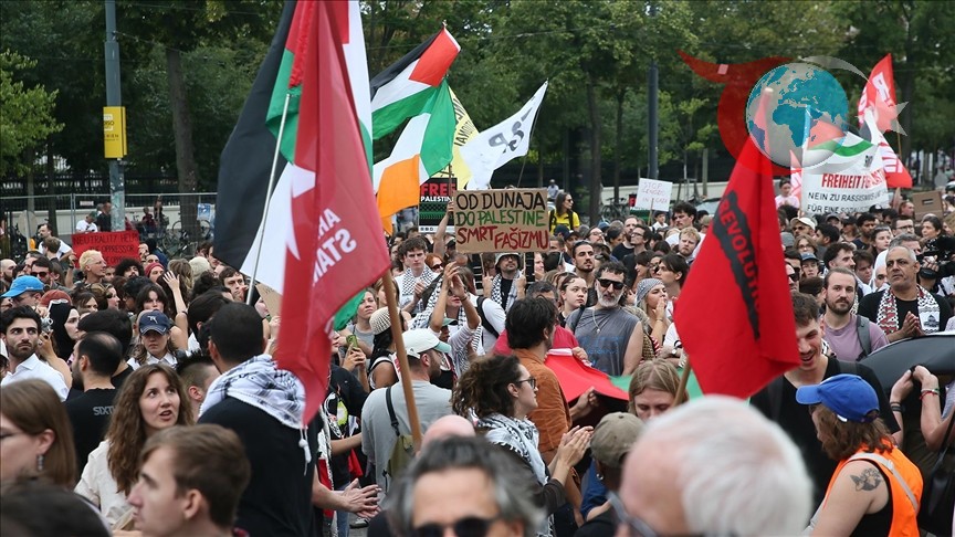 Viyana'da Filistin İçin Çağrı: Adalet ve İnsan Hakları Protestosu