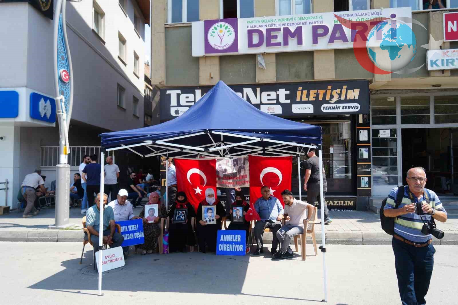 PKK Tarafından Dağa Kaçırılan Çocuklar İçin Muş'ta Ailelerin Umutla Bekleyişi