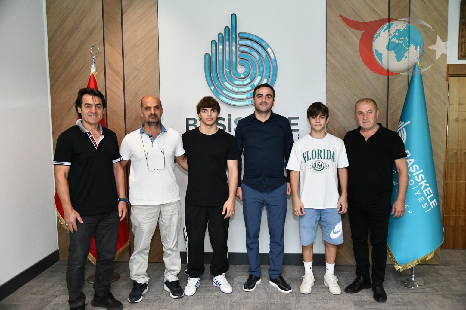 Başiskele Belediye Başkanı Yasin Özlü Başarılı Sporcuları Ağırladı