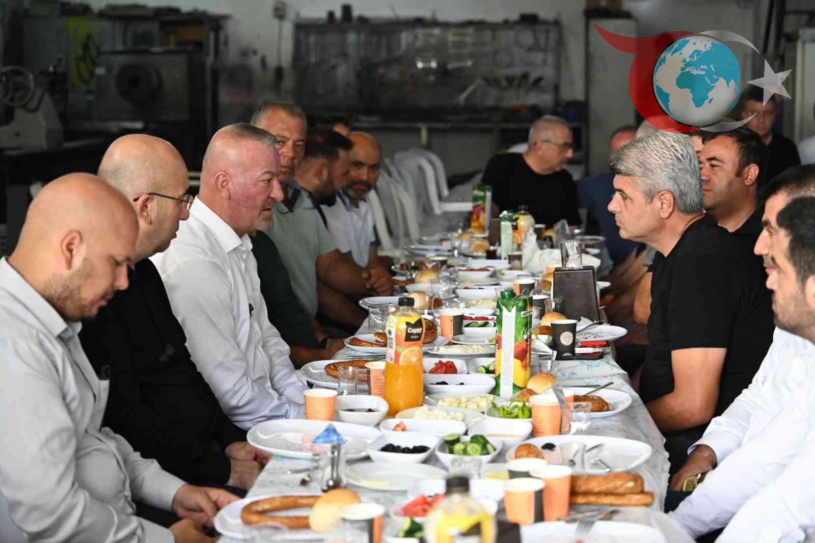 Karacabey Belediye Başkanı Karabatı, Sanayi Esnafıyla Buluştu