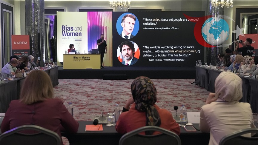 İstanbul'da Uluslararası Katılımla Kadın Çalıştayı Düzenlendi