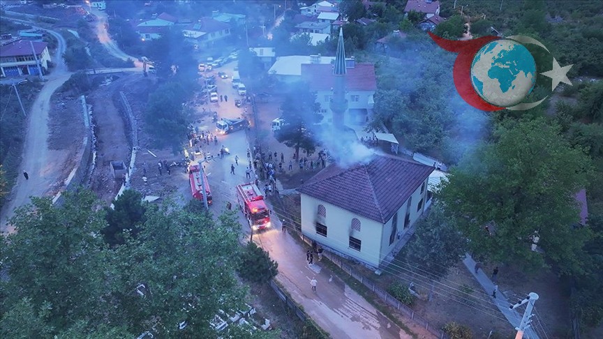 Düzce'de Cami Yangını: Aydınpınar Köyü'nde Korkutan Olay