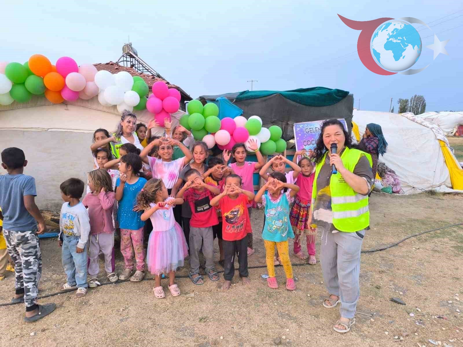 Eskişehir’deki Yardımseverlerden Mevsimlik İşçi Çocuklarına Anlam Dolu Etkinlik