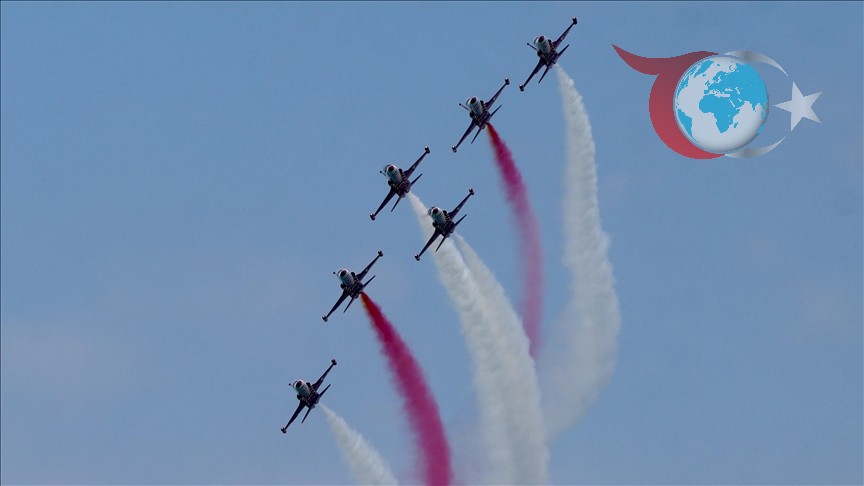 Türk Yıldızları Trabzon Semalarında Nefes Kesti