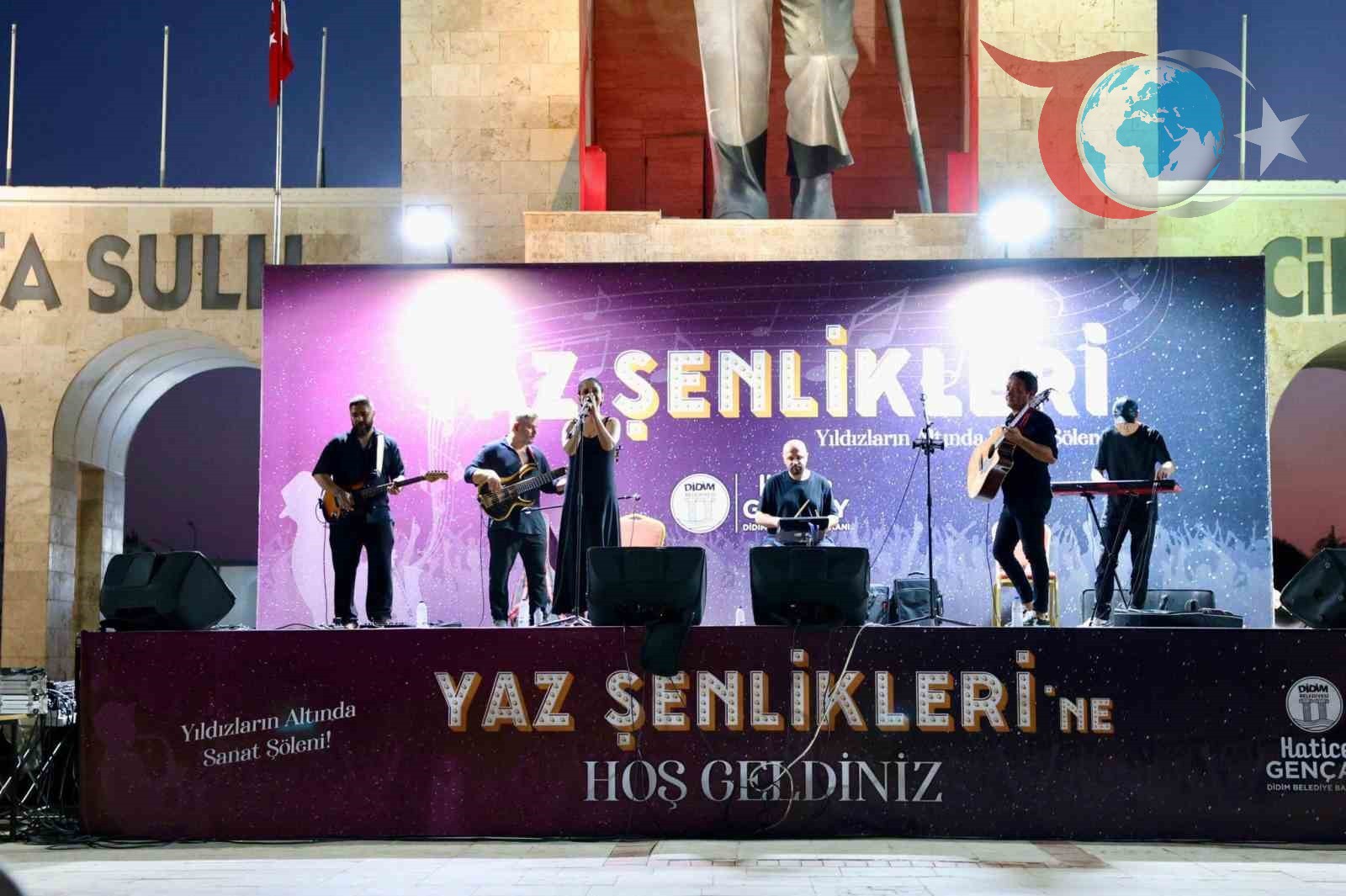 Didim'de Yazın Coşkusu: Festivallerle Gelen Müzik ve Eğlence