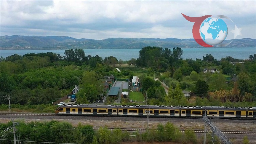 Gaziray İçin Üretilen Milli Banliyö Tren Setleri Yeni Bir Dönem Başlatıyor