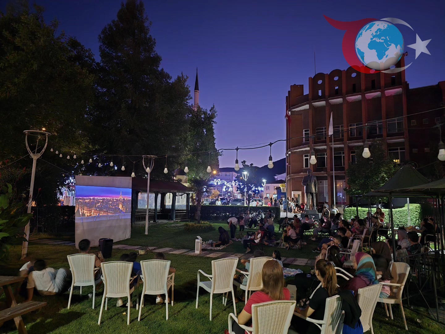 Bayırköy’de Yıldızların Altında Sinema Keyfi Başladı