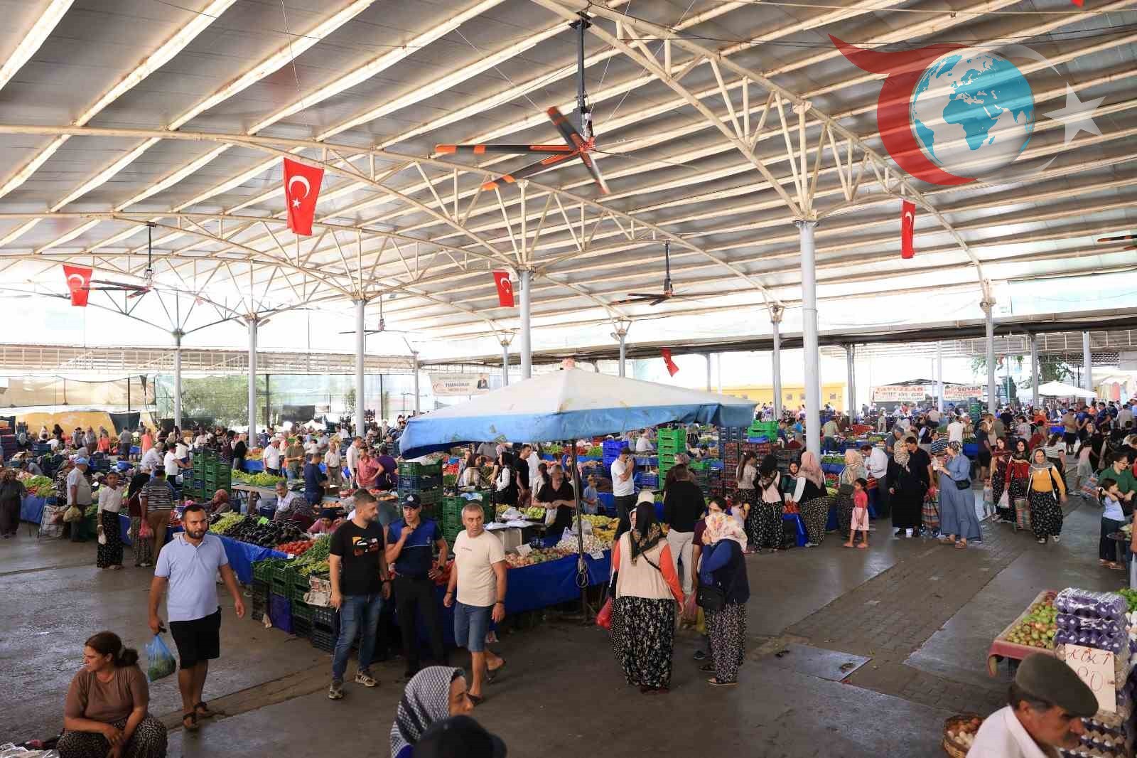 İncirliova'da Cuma Pazarı'na Serinlik Getiren Yenilik