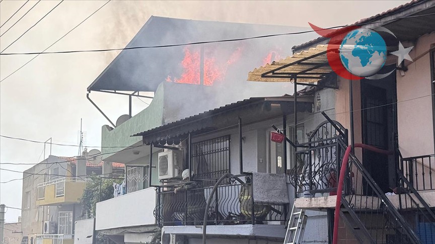 Kadriye Mahallesi'nde Hurdalık Yangını: Çevredeki Evler Tehlikede
