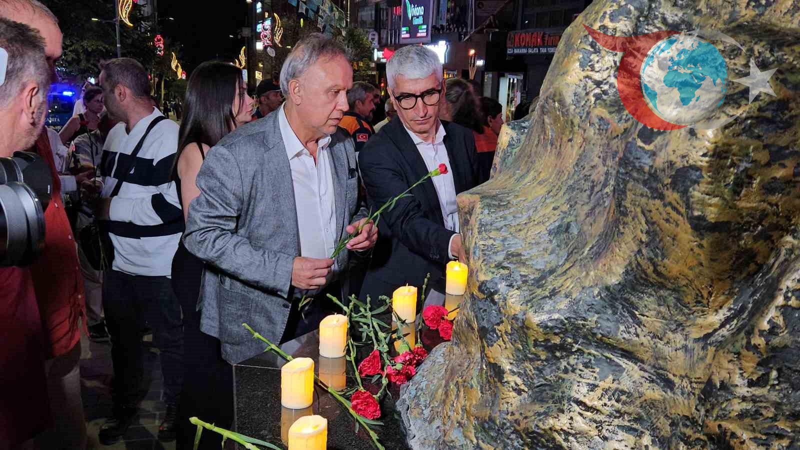 17 Ağustos Marmara Depremi'nin Yıl Dönümünde Duygusal Anma Töreni