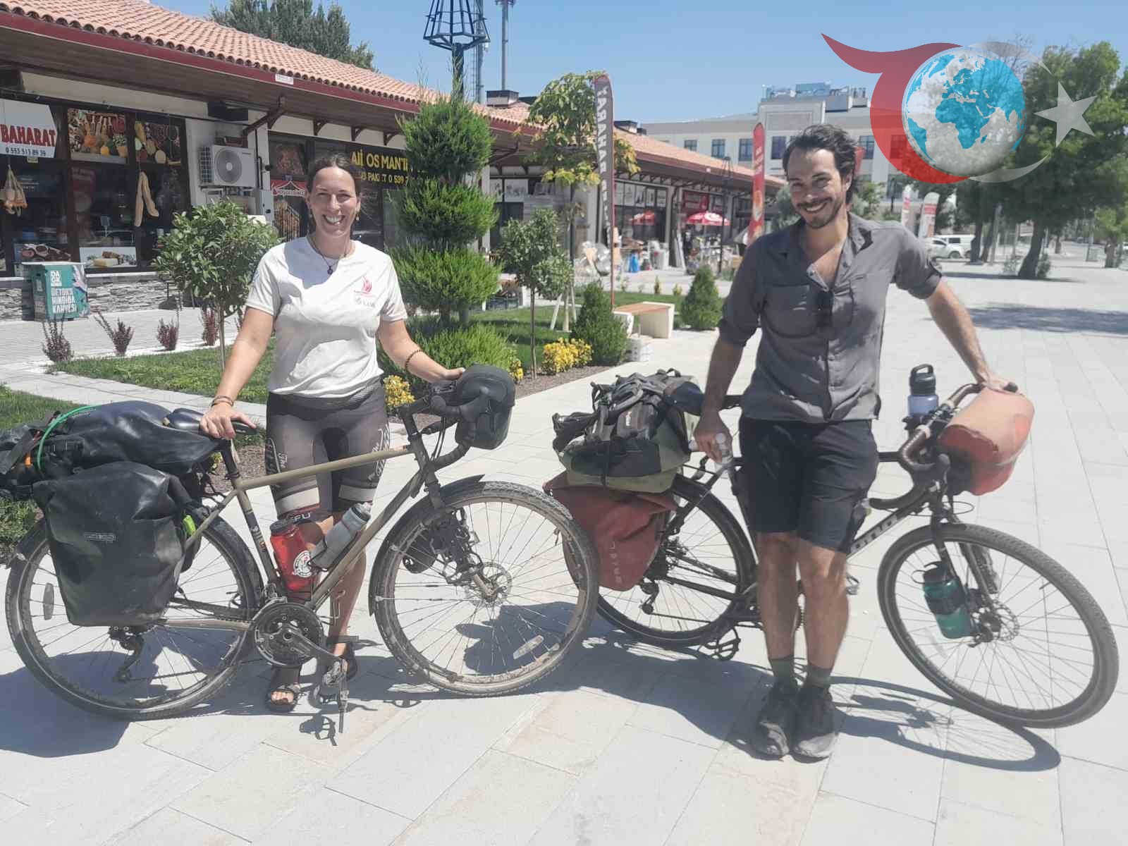 Kanadalı Maceraperestlerin Türkiye'deki Eşsiz Bisiklet Turu