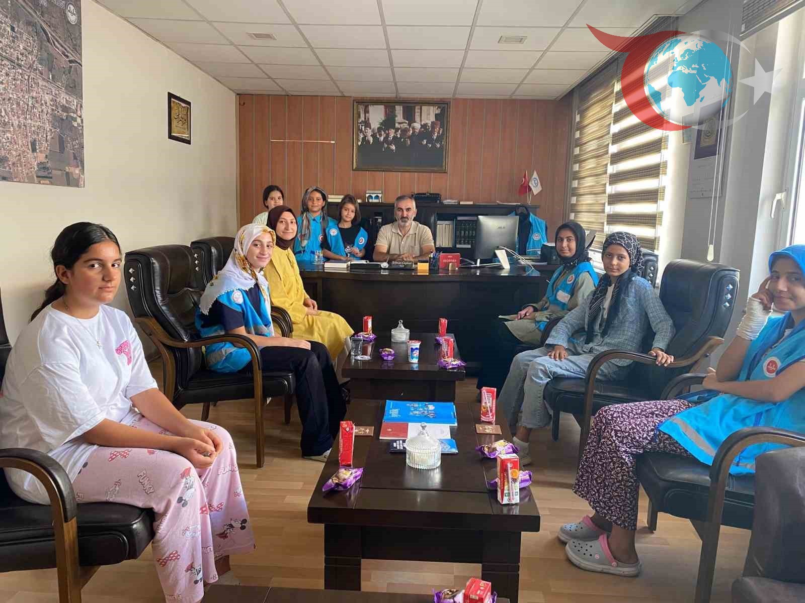 Küçük Eller Büyük Yüreklere Dokunuyor: Germencik'ten Gazze'ye Yardım Eli