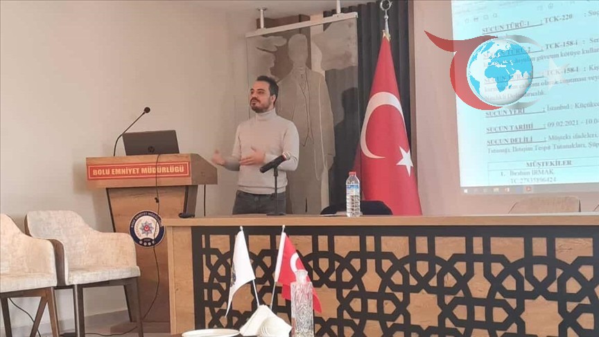 Dolandırıcılıkla Mücadelede Yeni Adım: "Nasıl Dolandırıldım?" Kitabı