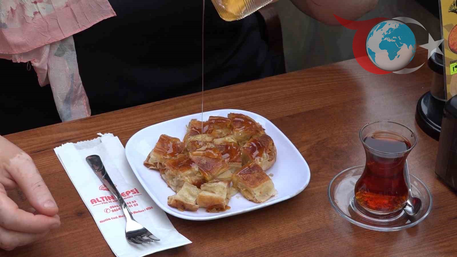 Rize'nin Yenilikçi Lezzeti: Ballı Börek Çeşitleriyle Damaklarda Şölen