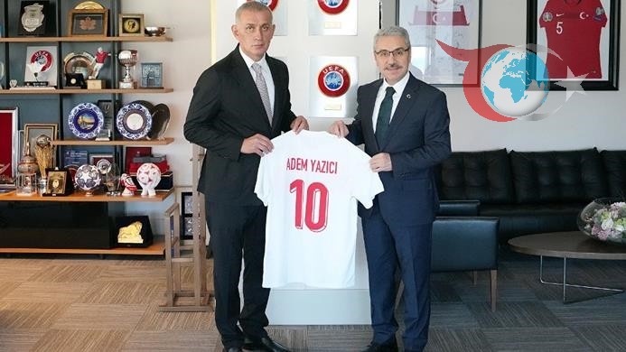 Riva'da Kritik TFF Görüşmesi ve Sürpriz Hediye