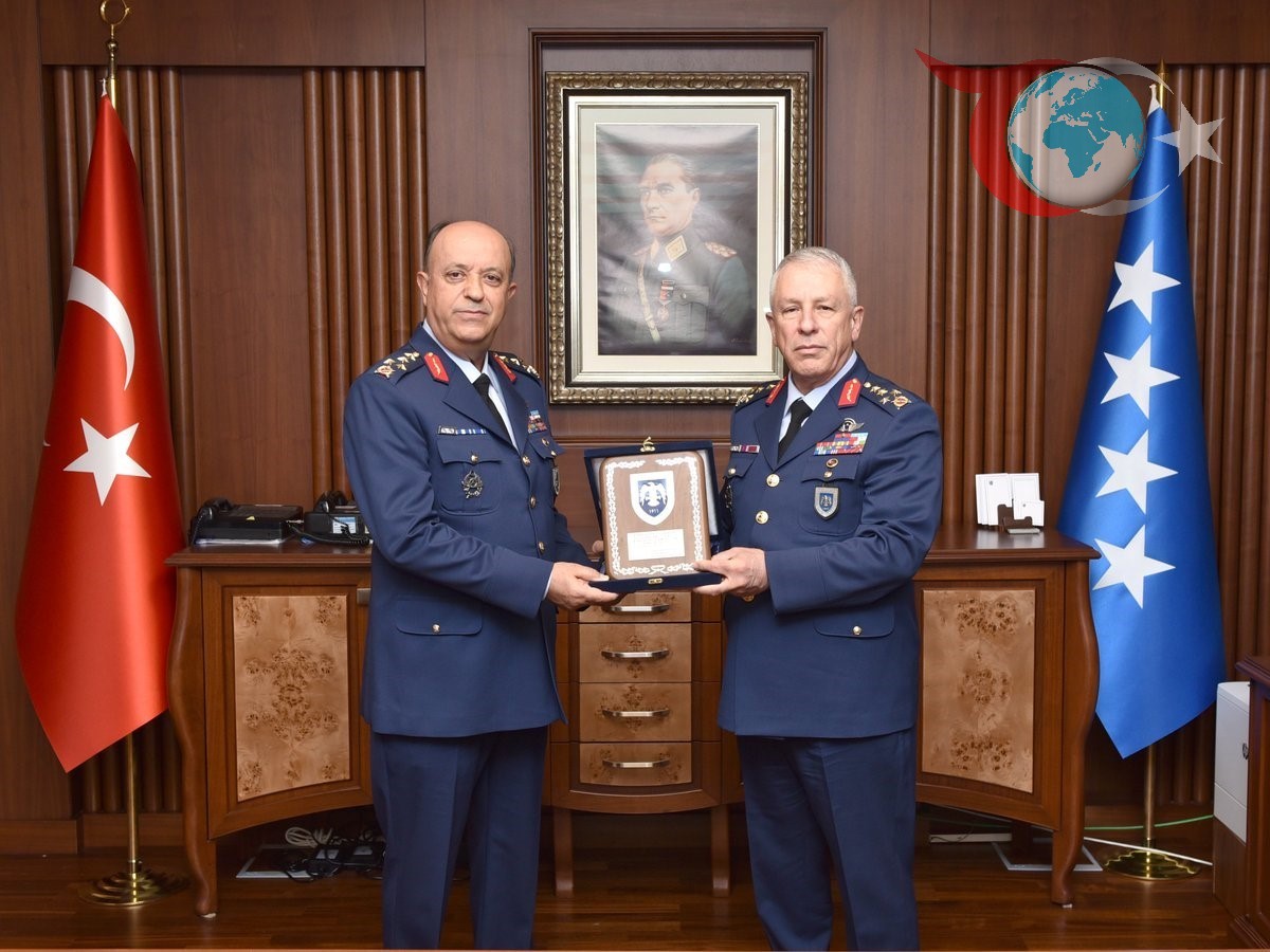 Orgeneral Güneykaya, Görevini Korgeneral Dalkıran’a Devretti