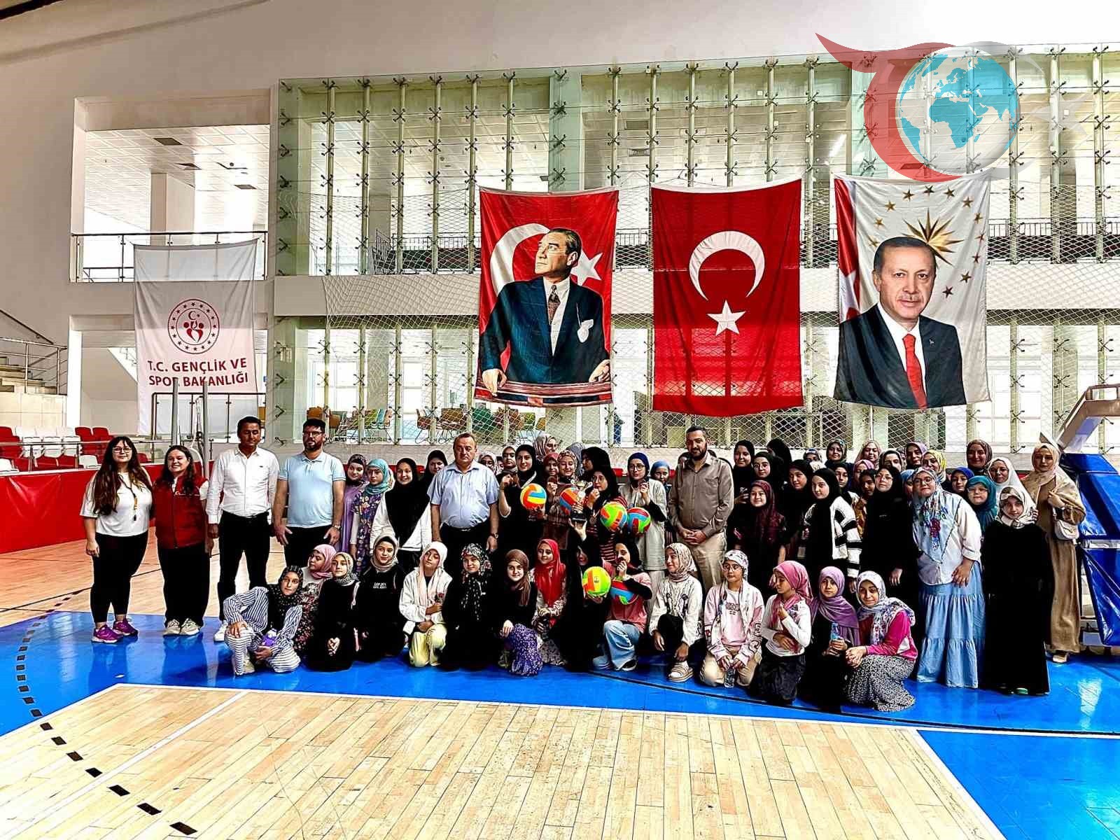 Bozüyük'te Voleybol Coşkusu: Yeşilkent Kumral Abdal Kız Kur’an Kursu'nda Final Heyecanı