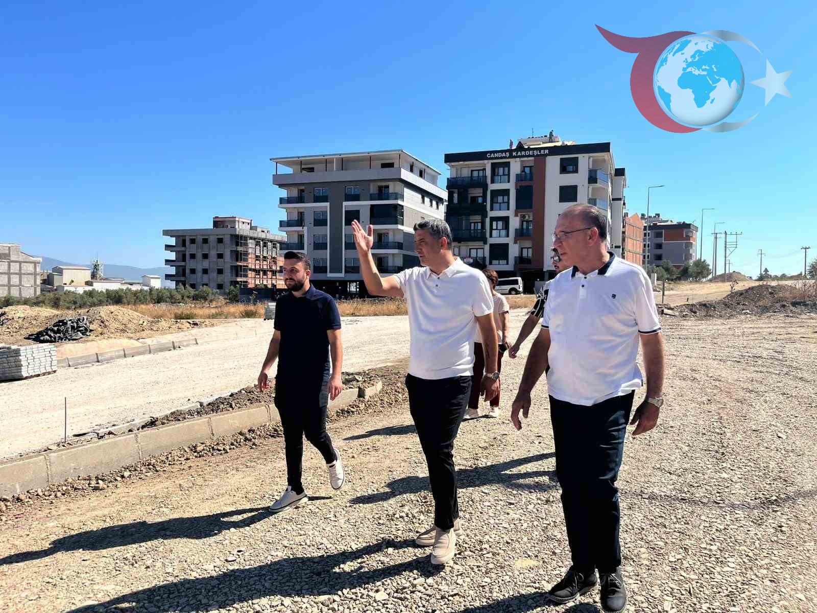 Ergenekon Mahallesi'nde Yol Yenileme Çalışmaları Hız Kesmiyor