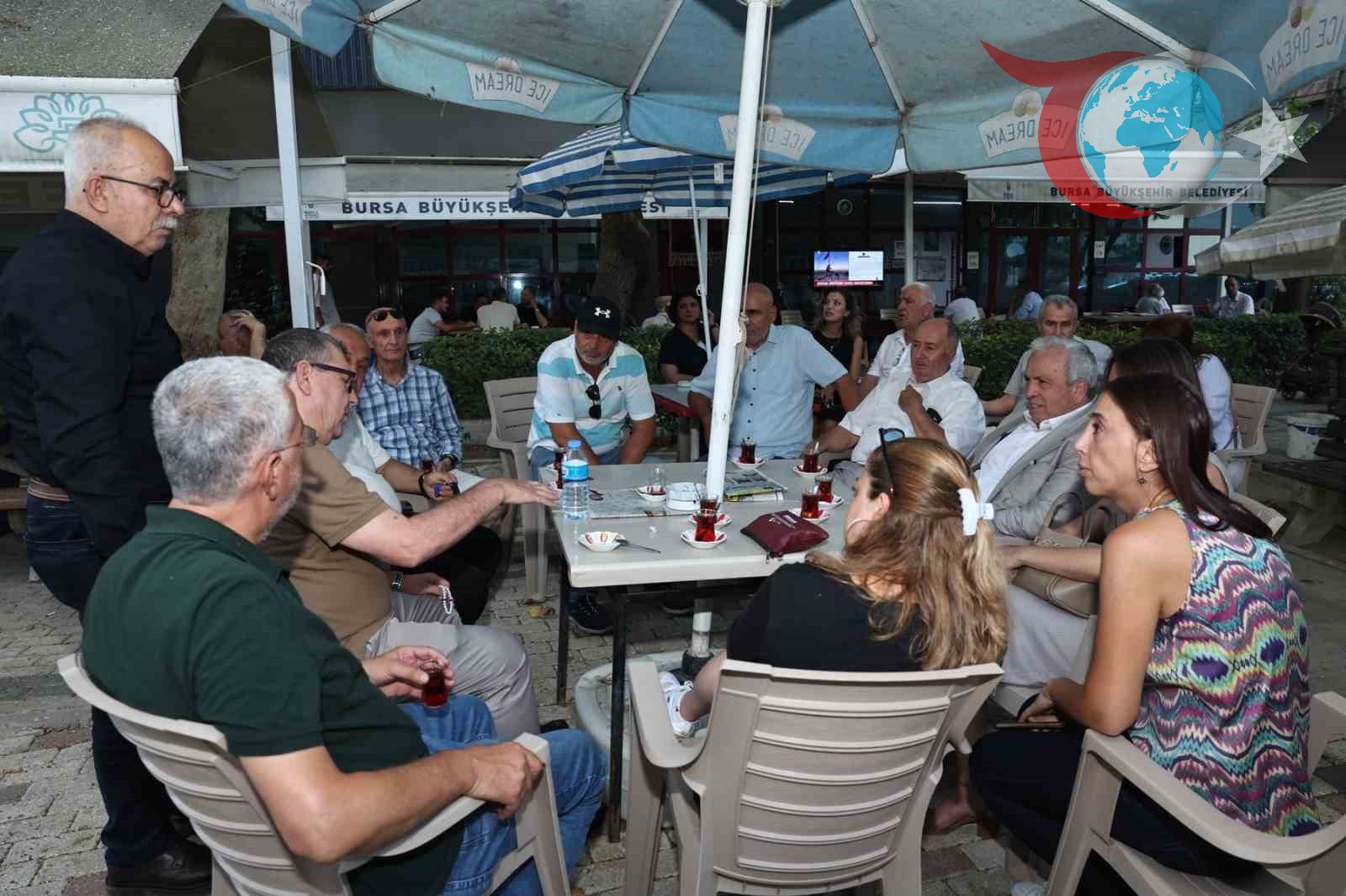 Nilüfer Belediye Başkanı Şadi Özdemir Ertuğrul Mahallesi'nde Sorunlara Çözüm Arıyor