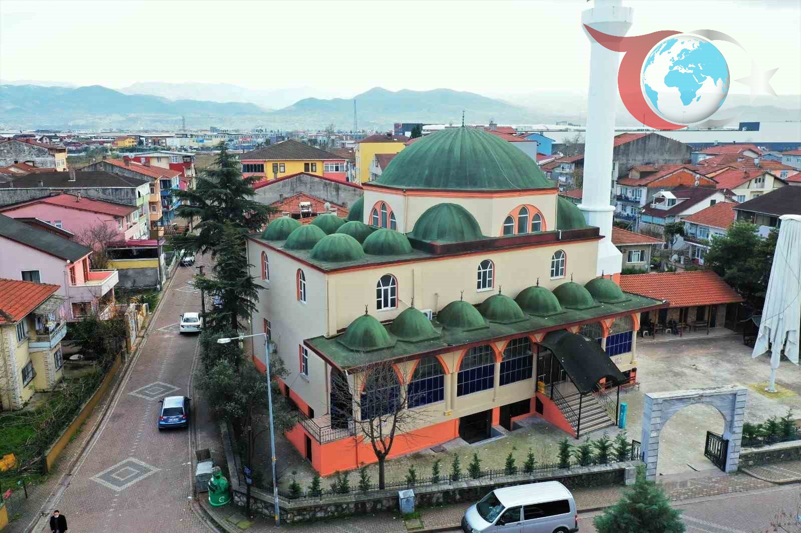 Kocaeli'deki Camilerde Estetik Dokunuş: 897 Camiye Boya Desteği