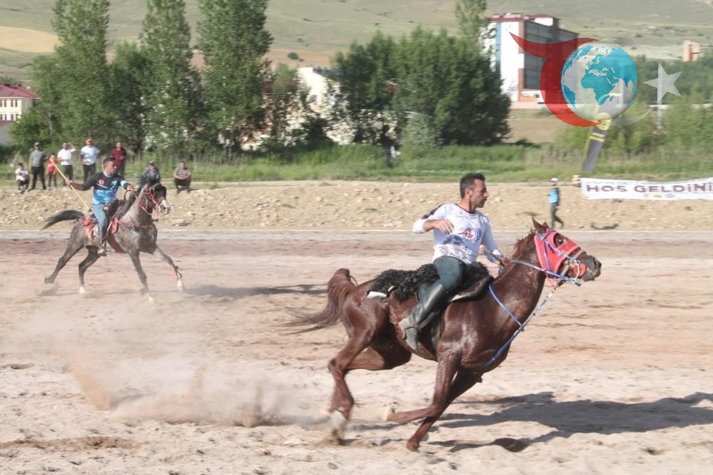 Bayburt'ta Atlı Cirit Heyecanı Başlıyor: 2025 İl Birinciliği Mücadeleleri