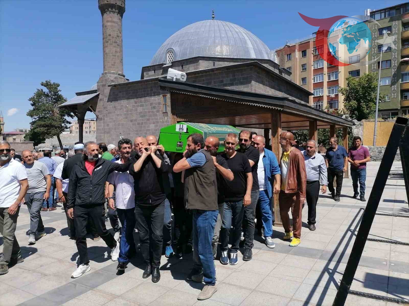 Türk Halk Müziği'nin Unutulmaz İsmi Bahattin Karakoç'a Veda