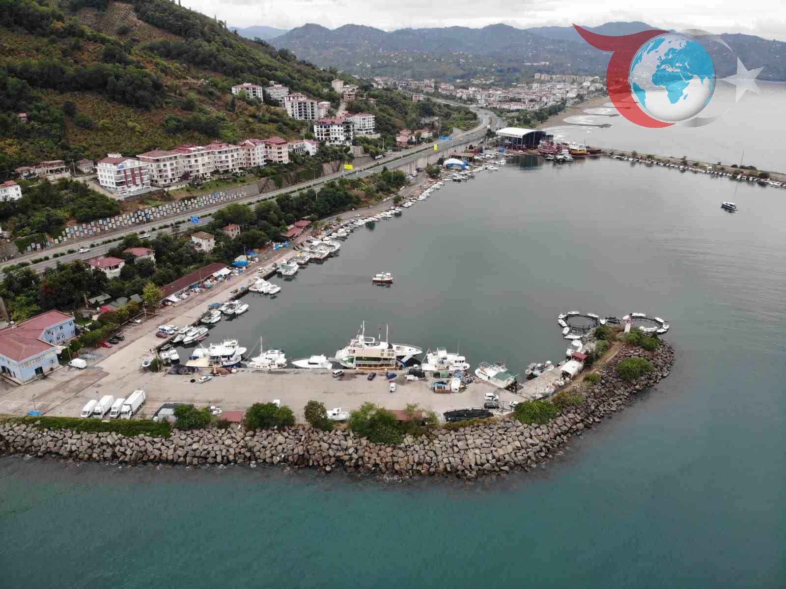 Karadenizli Balıkçılar Yeni Sezondan Umutlu: Hamsi Bol, Palamut Bekleniyor