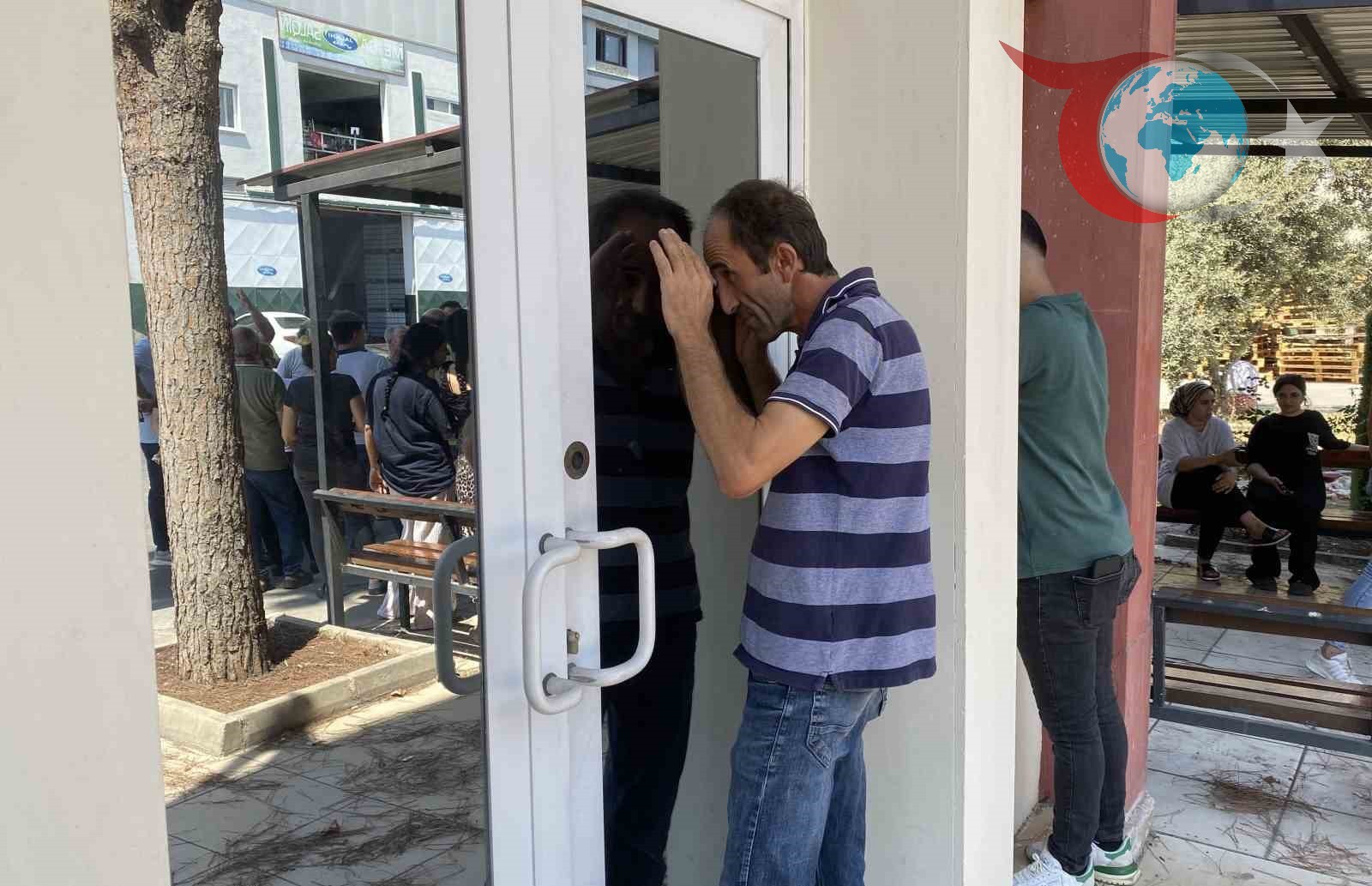 Tekstil Atölyesi Sahibi İşçilerin Maaşlarını Ödemeden Kayıplara Karıştı