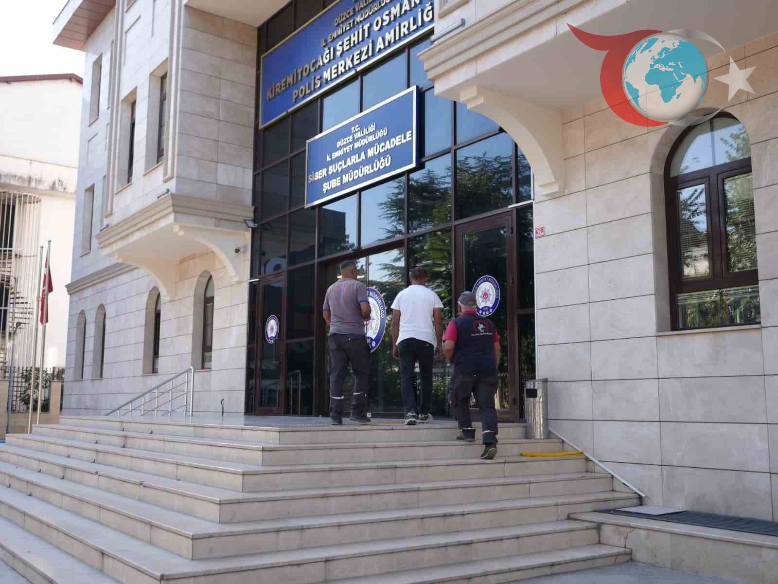 Düzce Belediyesi Çalışanlarından Örnek Davranış: Bulunan Cüzdanlar Sahiplerine Ulaştı