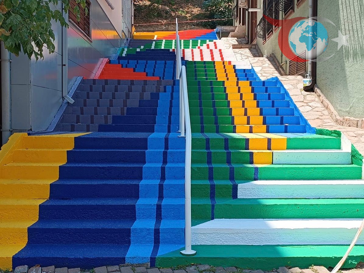 Bursa'da Sokaklar ve Caddeler Sanatla Renkleniyor