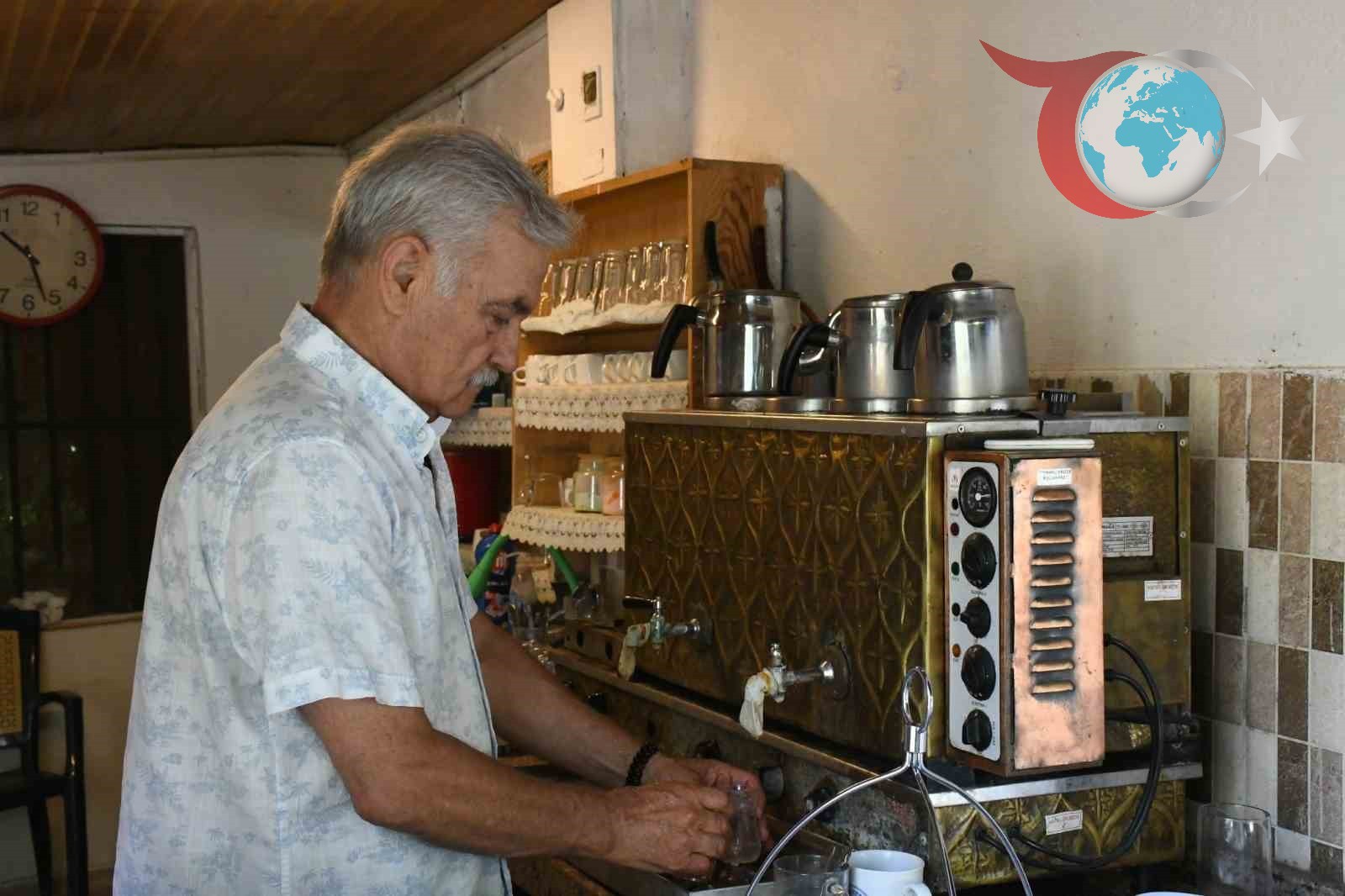 İznik’in Yaşayan Hazinesi: Çay Bahçesi İşletmecisi Murat Sürük’ün Hayat Hikayesi