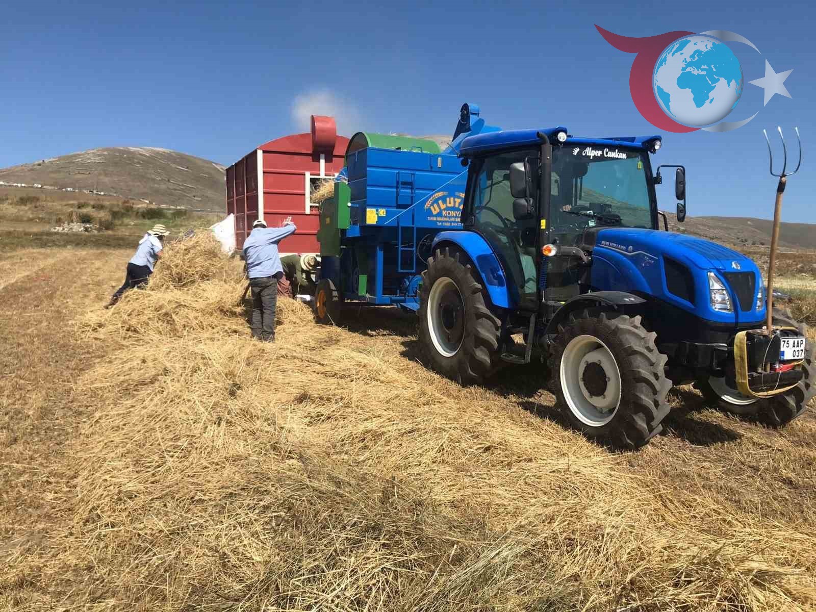 Ardahan'ın Damal İlçesinde Çiftçiler Kışa Hazırlanıyor