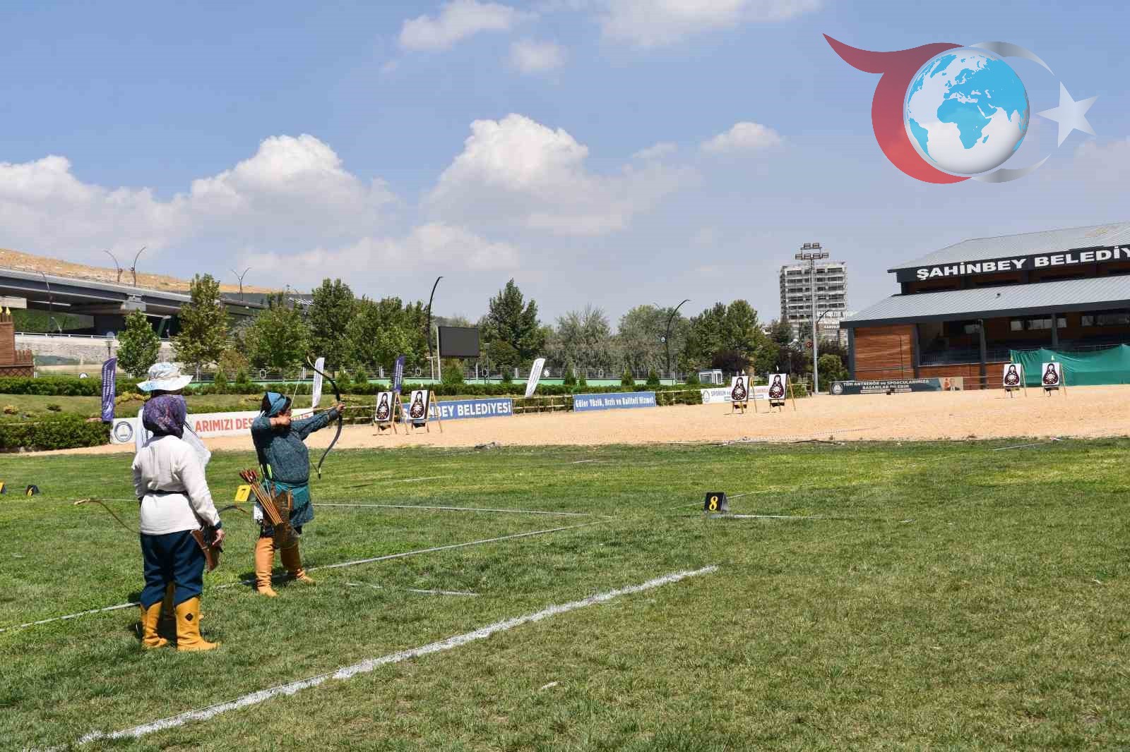 Şahinbey'de Geleneksel Okçuluk Tutkusu: Aksaçlılar Açık Hava Puta Yarışması Renkli Anlara Sahne Oldu
