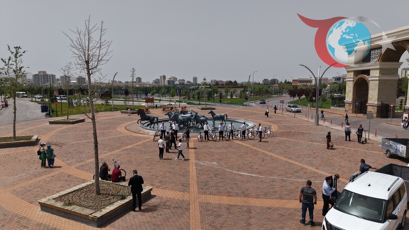Kayseri'de Engelleri Aşan Bisiklet Etkinliği