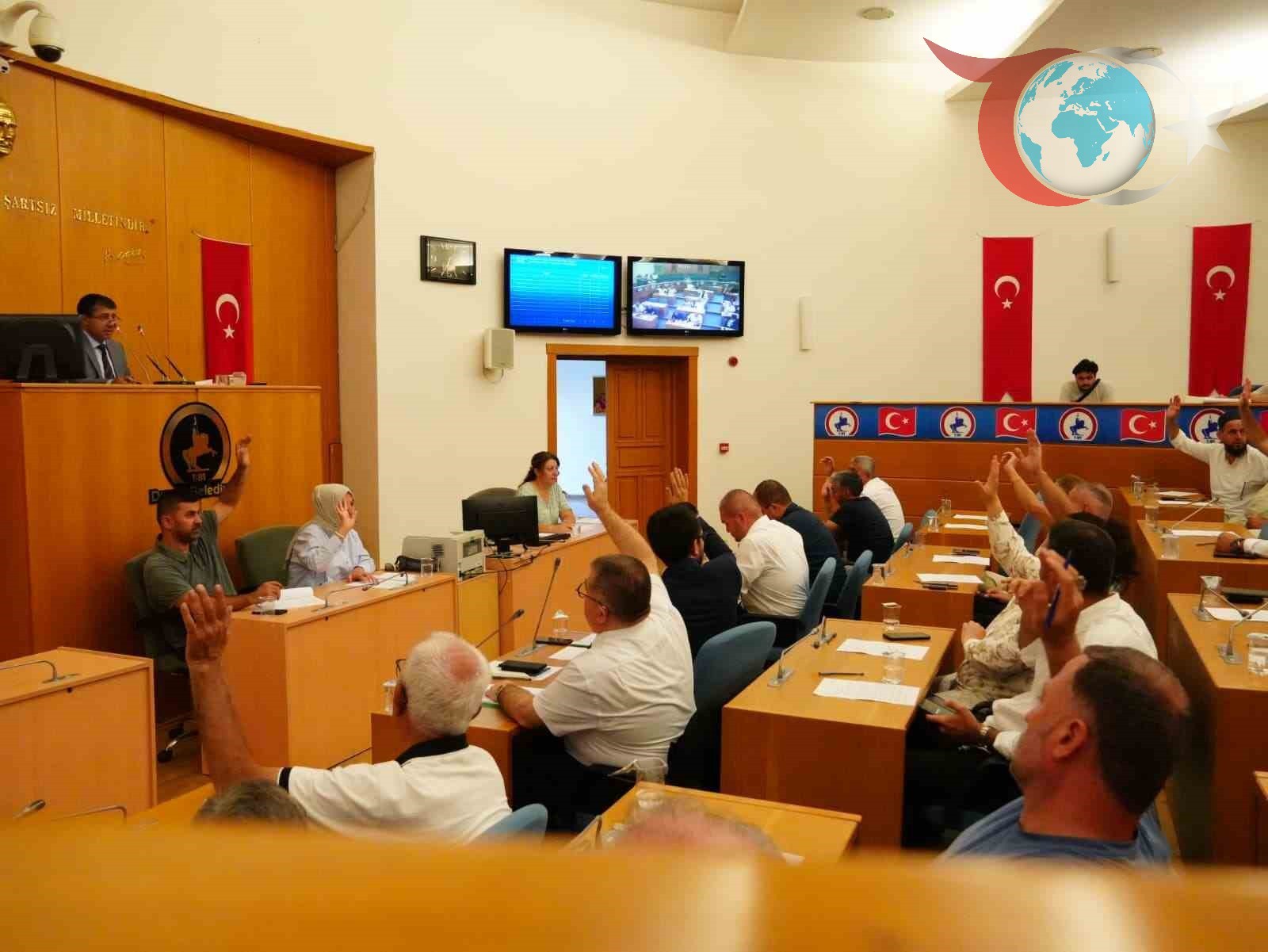 Düzce Belediye Meclisi’nden Önemli Kararlar: İzmir-Foça ile Kardeş Şehir İlişkisi ve Ücretsiz Cenaze Nakilleri