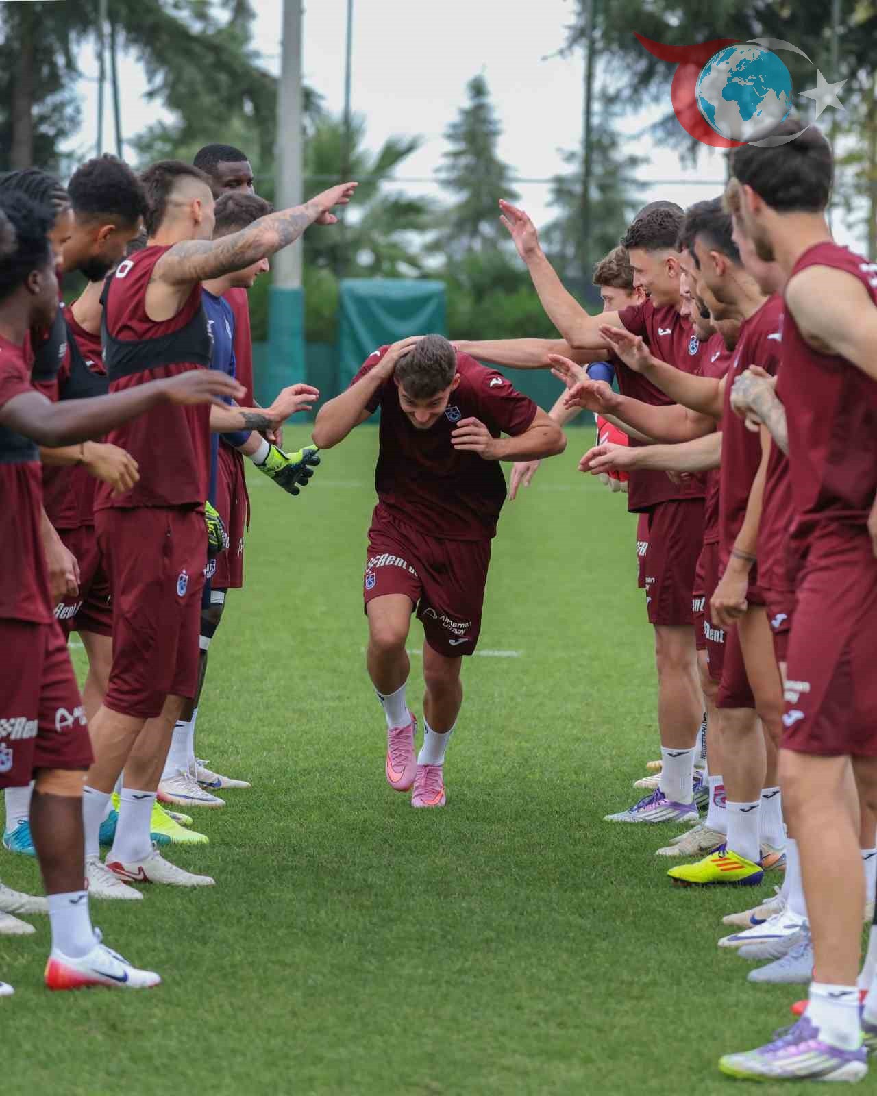 Trabzonspor'da Ernest Muçi İlk Antrenmanına Çıktı: Fenerbahçe Maçı Hazırlıkları Tam Gaz Devam Ediyor