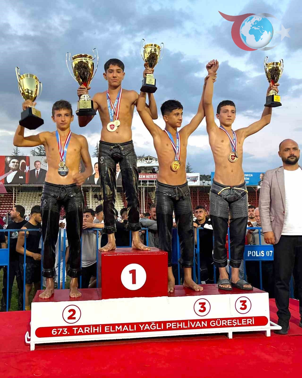 Ali Küçük’ten Tarihi Başarı: Elmalı Yağlı Güreşleri’nin Şampiyonu