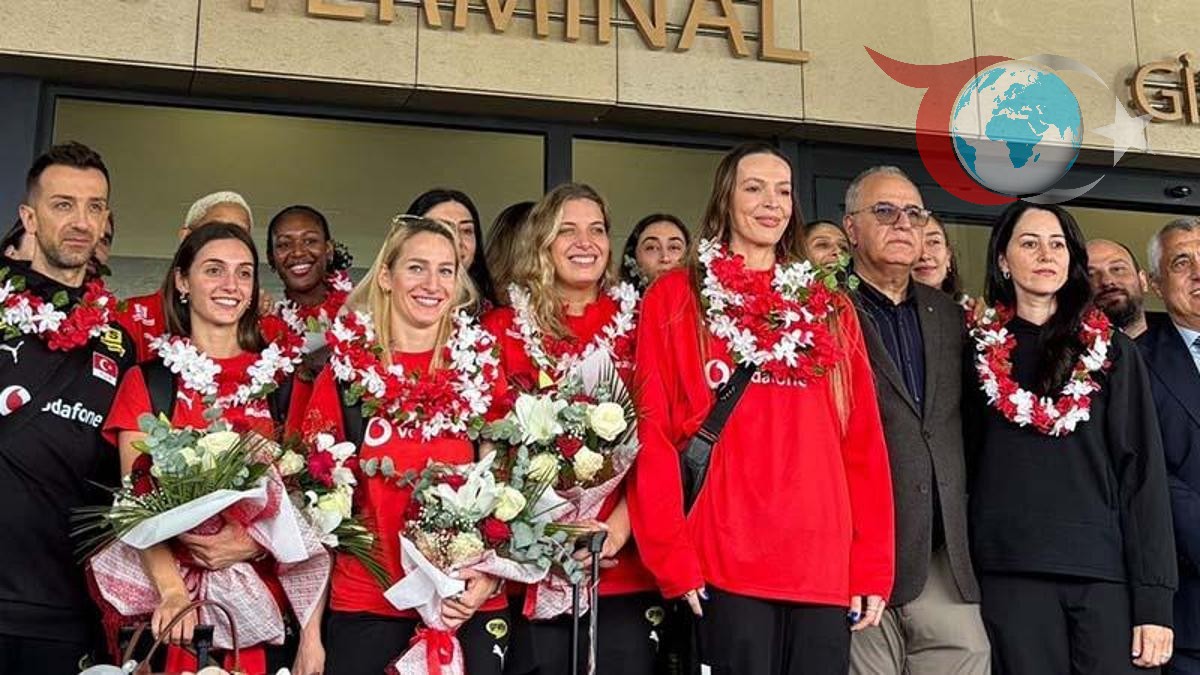 A Milli Kadın Voleybol Takımı Dünya Şampiyonası'nda Gümüş Madalya Kazandı