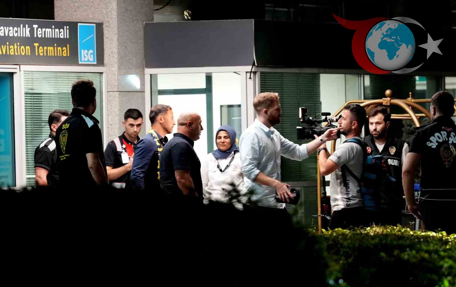 Fenerbahçe'nin Yeni Teknik Direktörü Domenico Tedesco İstanbul'a Ayak Bastı!