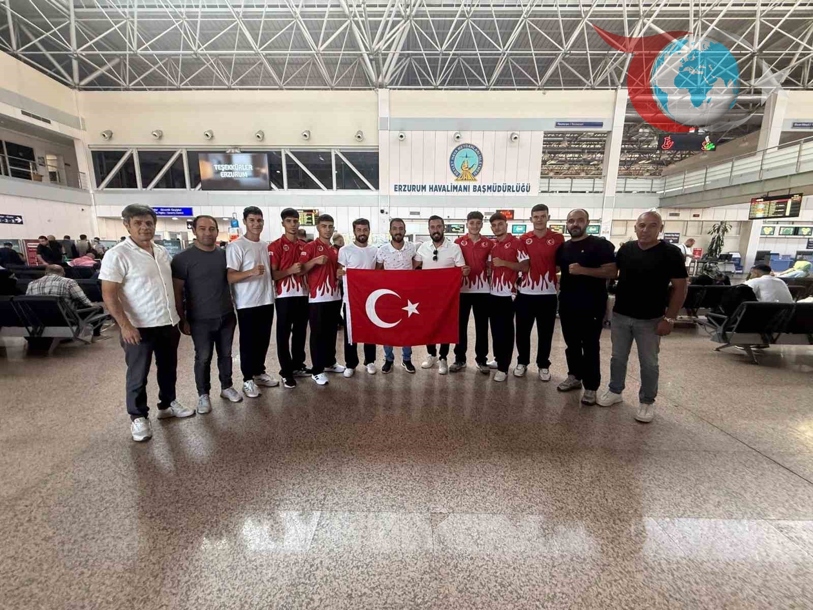 Erzurumlu Genç Kick Boksçular İtalya'da Madalya Avında!